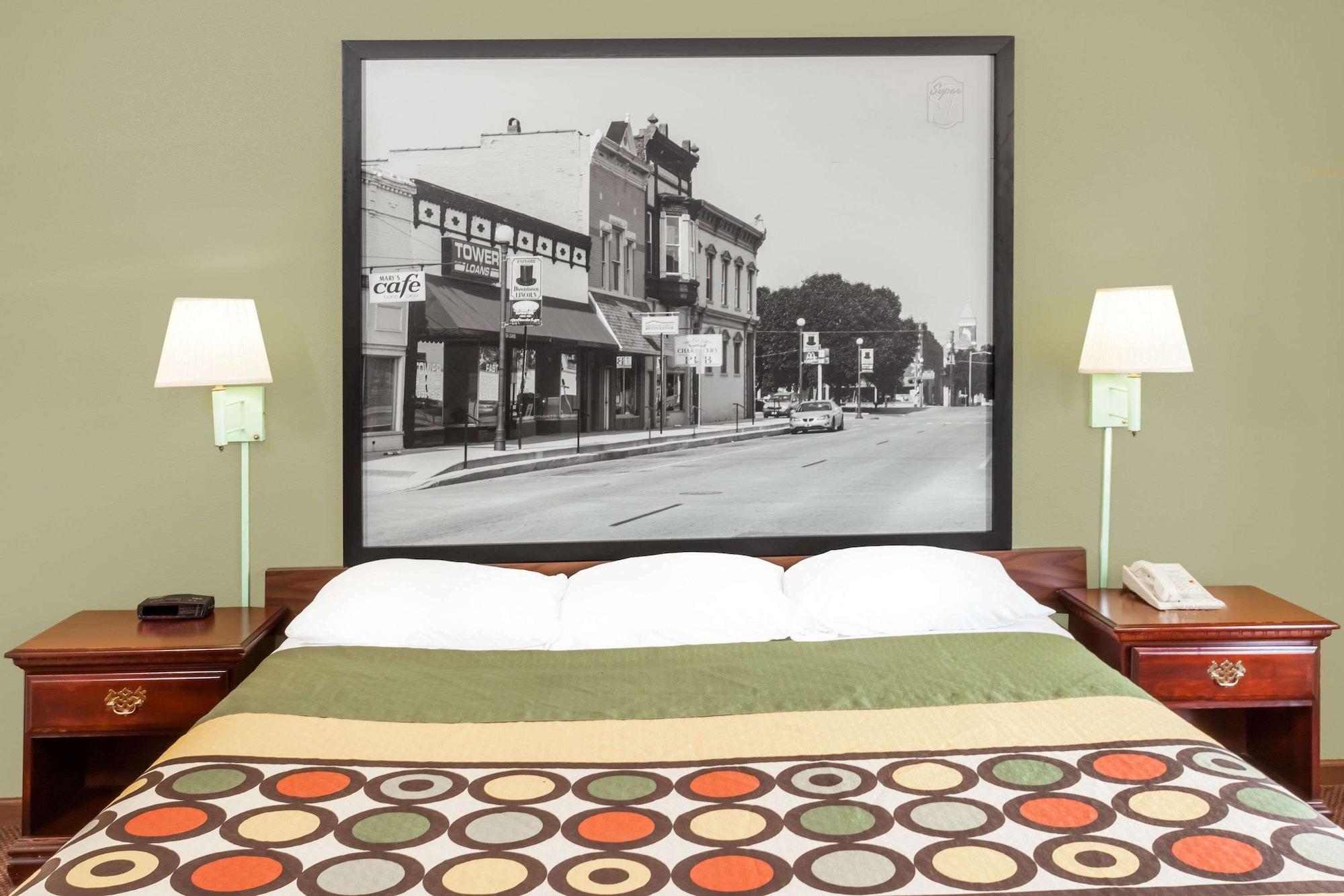 Hotel Super 8 By Wyndham Lincoln Esterno foto