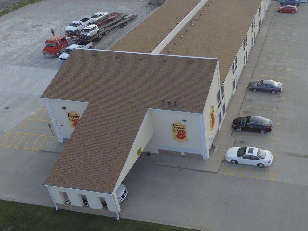 Hotel Super 8 By Wyndham Lincoln Esterno foto