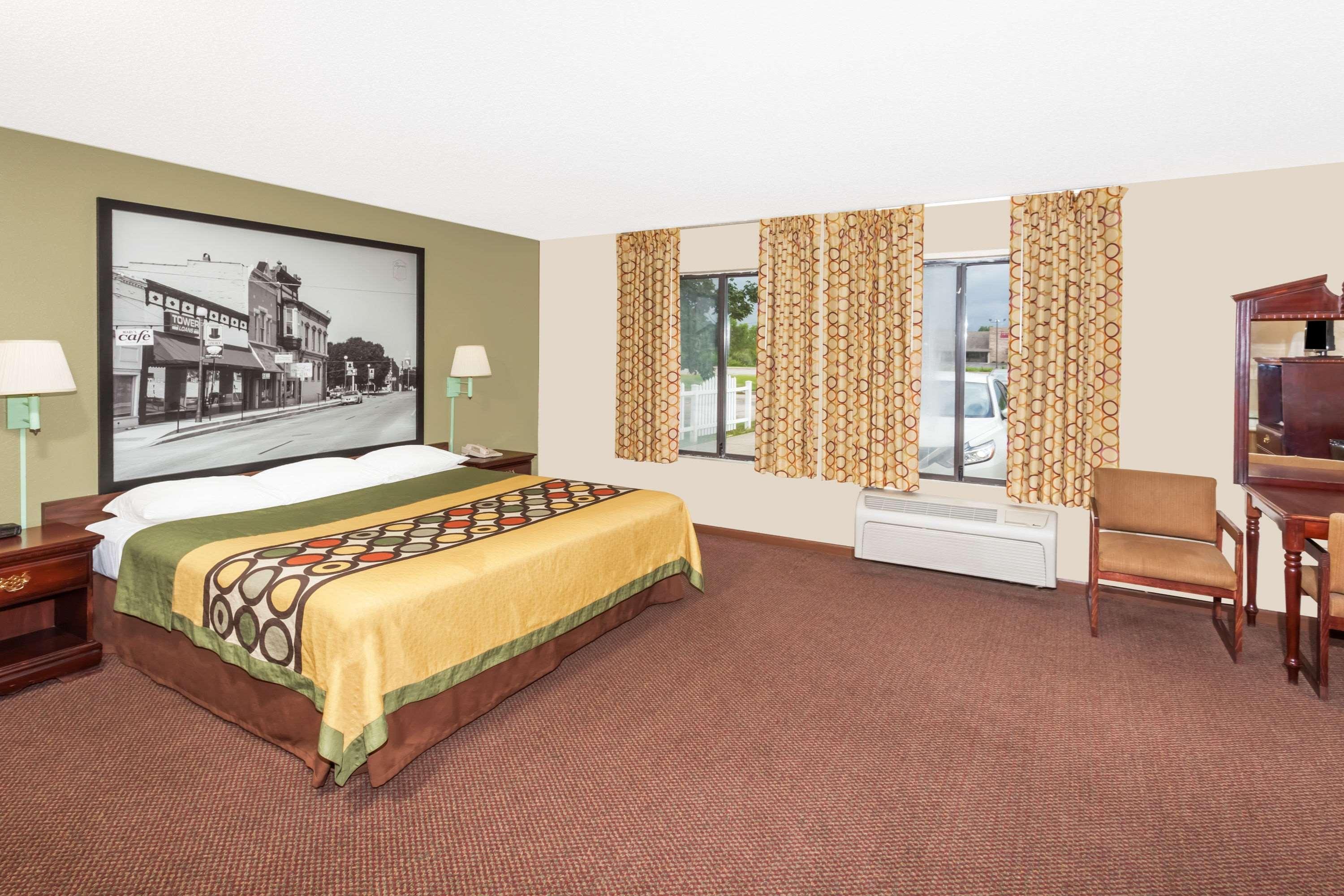 Hotel Super 8 By Wyndham Lincoln Esterno foto