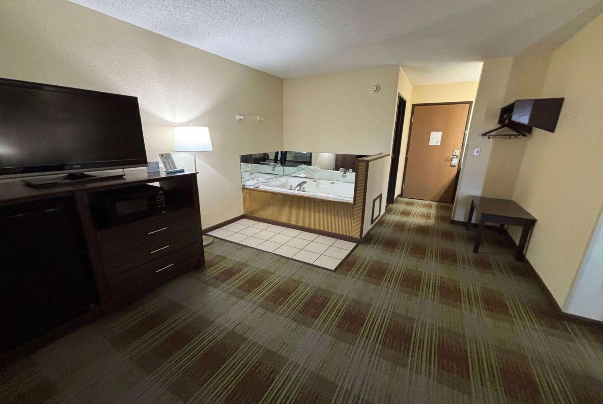 Hotel Super 8 By Wyndham Lincoln Esterno foto