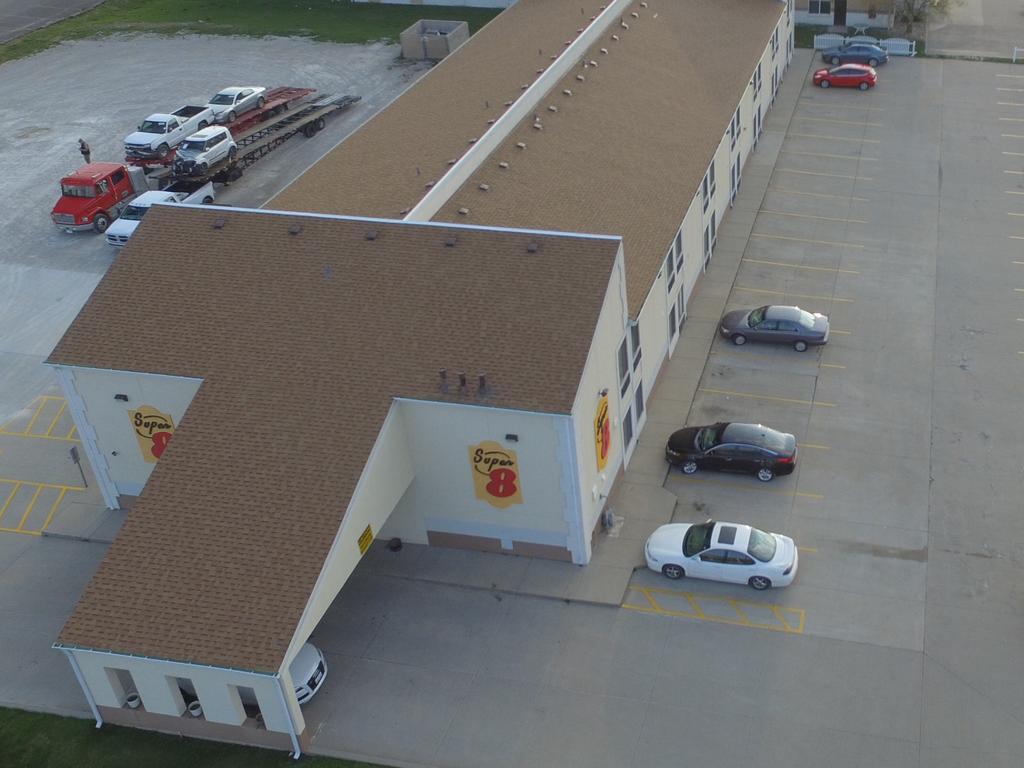 Hotel Super 8 By Wyndham Lincoln Esterno foto